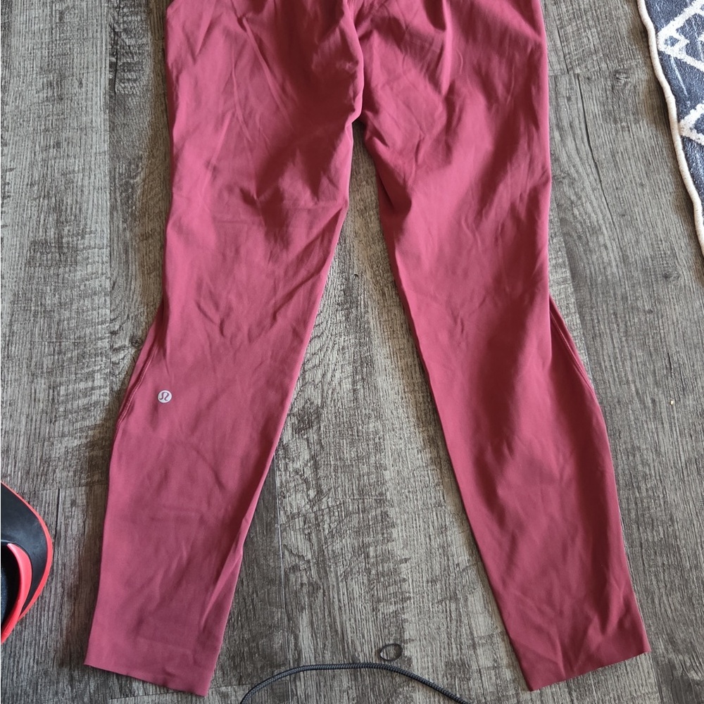 Lululemon Size 10 Wunder Under HR Pink Athletic Leggings